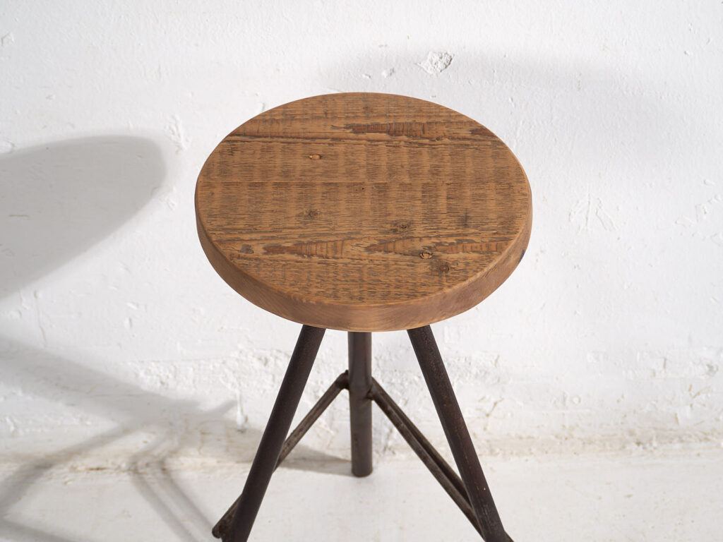 Tabouret rond de style industriel (c.1960) #1