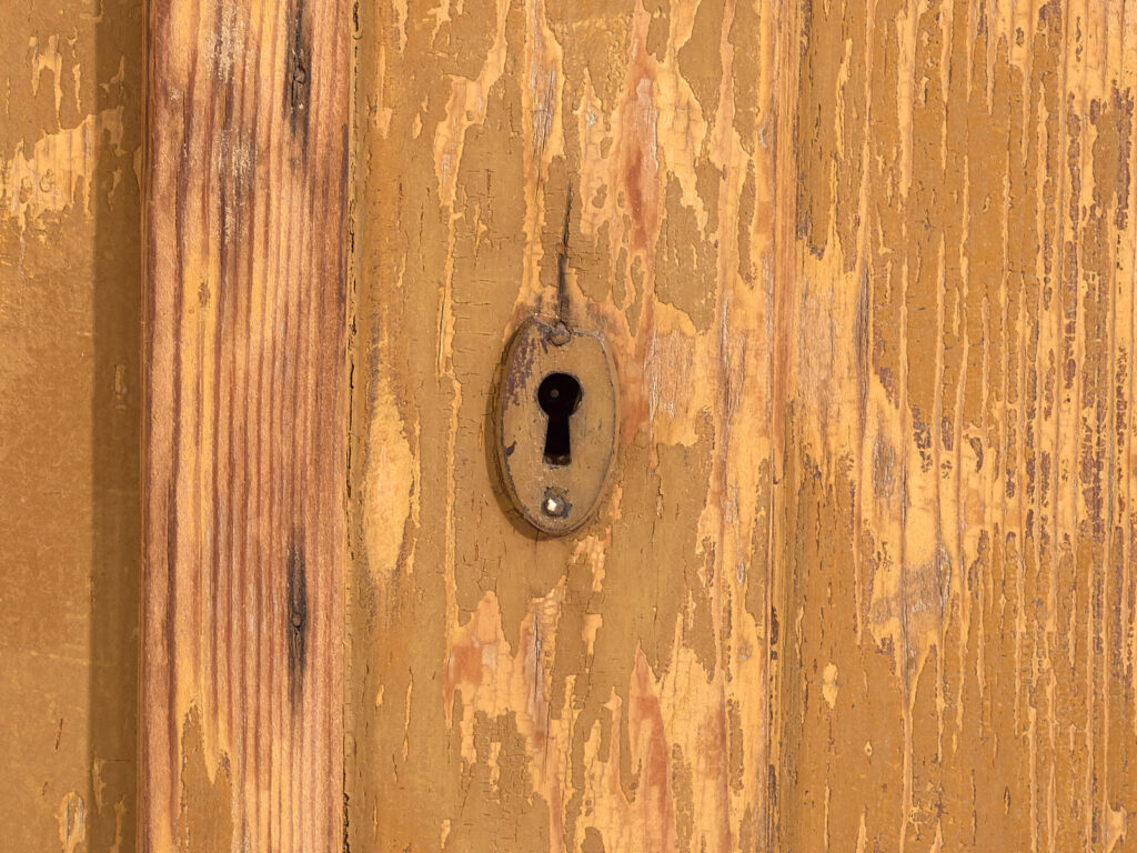 Cómoda antigua de estilo provenzal (c.1920) #46