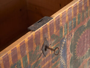 Grande malle ancienne peinte à la main (c.1900) #50