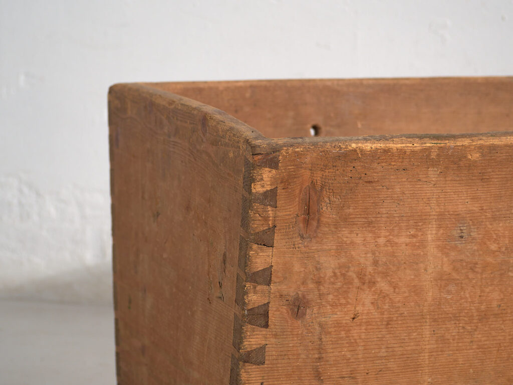 Cuna de bebé antigua de madera maciza (c.1920) #56