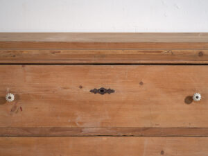 Antigua cómoda de madera maciza (c.1920) #61