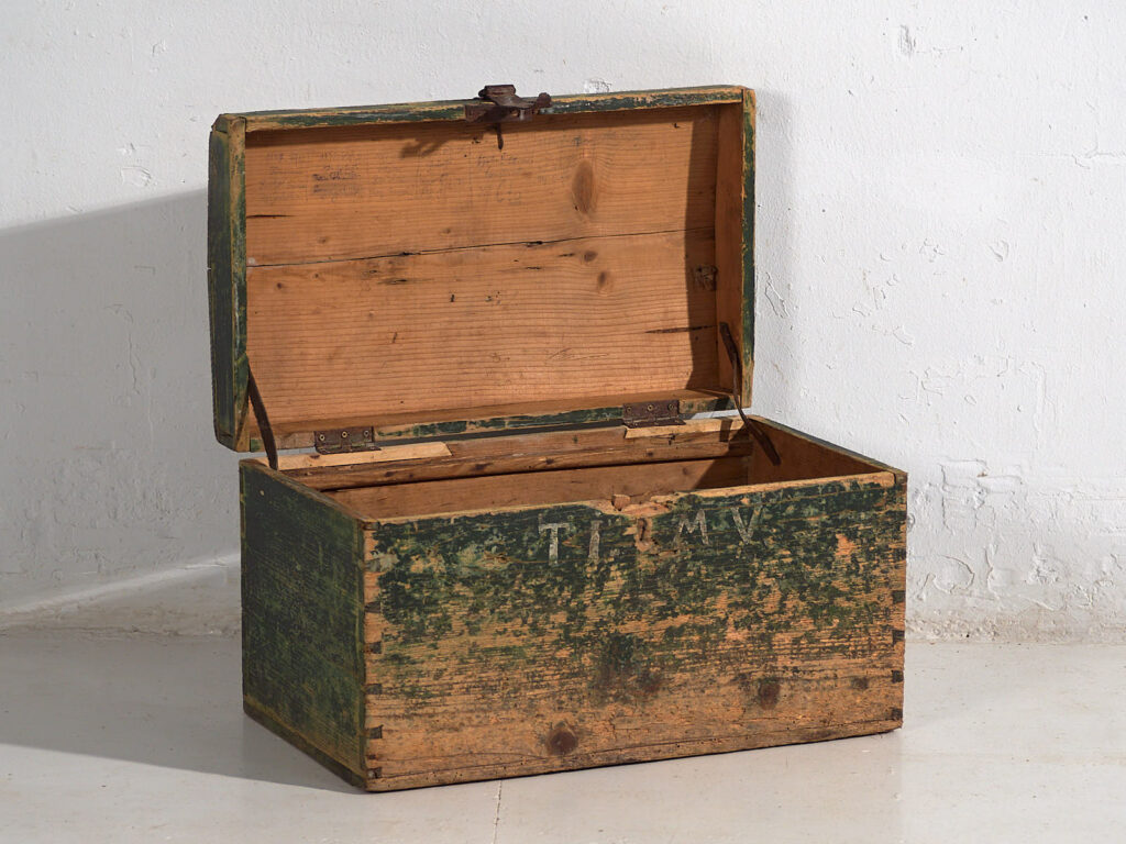 Cofre verde antiguo (c.1920) #70