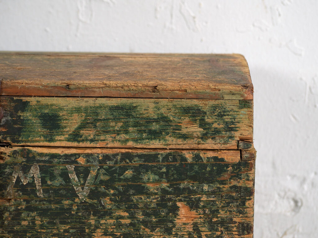 Cofre verde antiguo (c.1920) #70