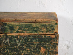 Cofre verde antiguo (c.1920) #70