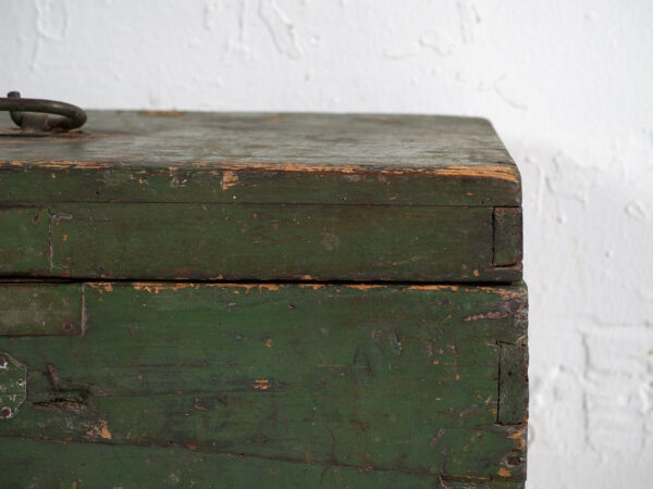 Cofre verde antiguo (c.1920) #74