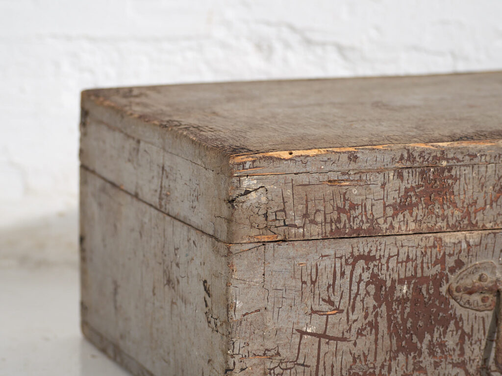 Estuche antiguo con pátina de color gris (c.1920) #76