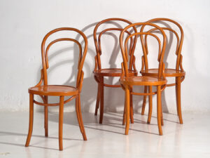 Antique Thonet chairs (c.1920). Set of 4 pieces #5