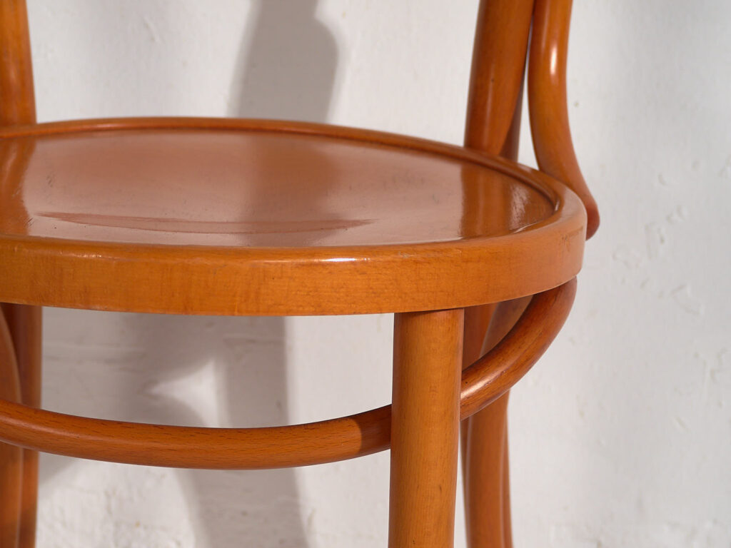 Antique Thonet chairs (c.1920). Set of 4 pieces #5