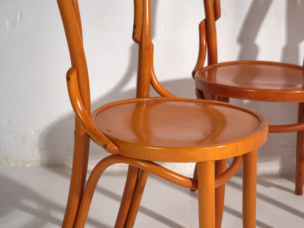 Antique Thonet chairs (c.1920). Set of 4 pieces #5