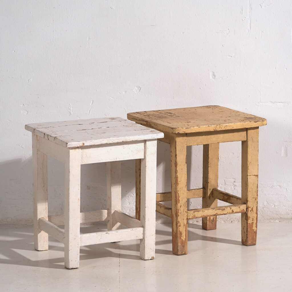 Mesas antiguas de estilo provenzal (c.1920). Conjunto de 2 piezas #2