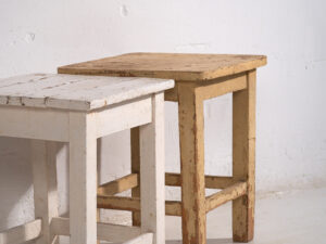 Mesas antiguas de estilo provenzal (c.1920). Conjunto de 2 piezas #2