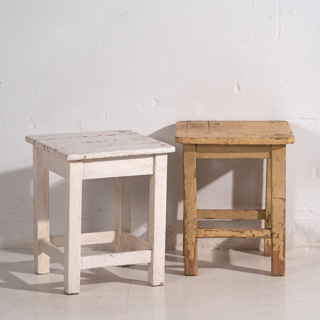 Mesas antiguas de estilo provenzal (c.1920). Conjunto de 2 piezas #2