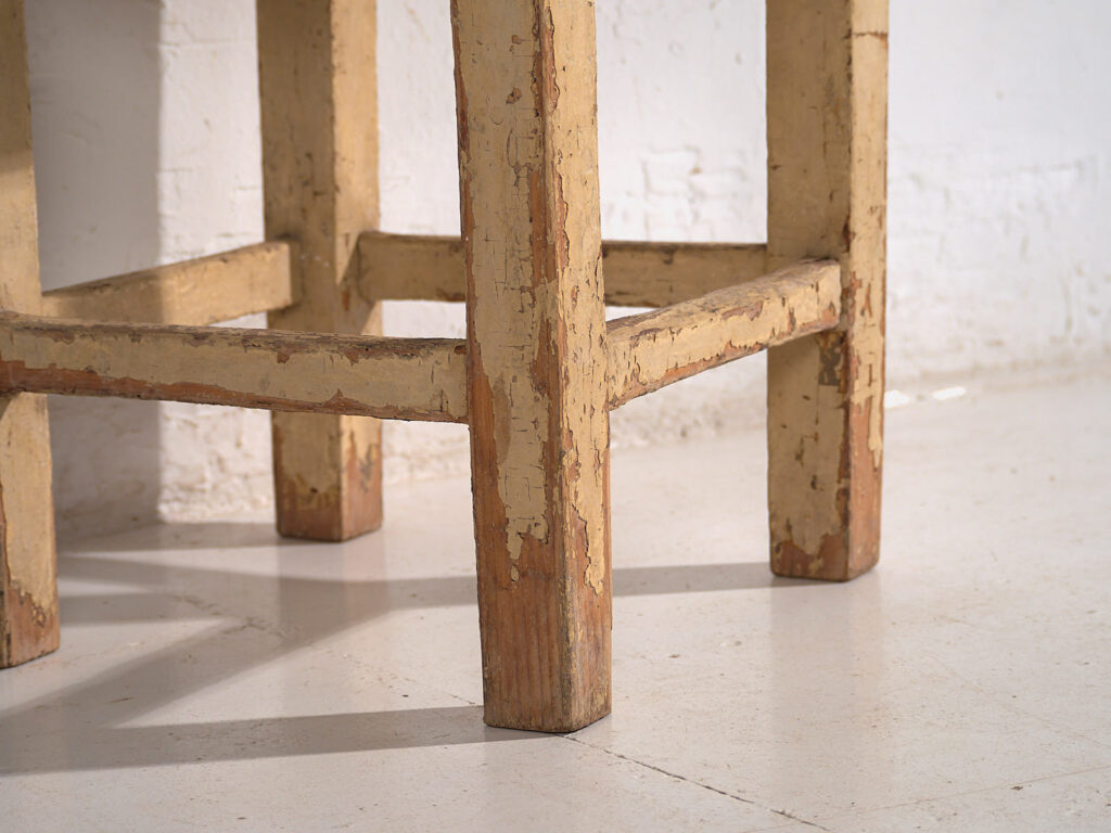 Mesas antiguas de estilo provenzal (c.1920). Conjunto de 2 piezas #2