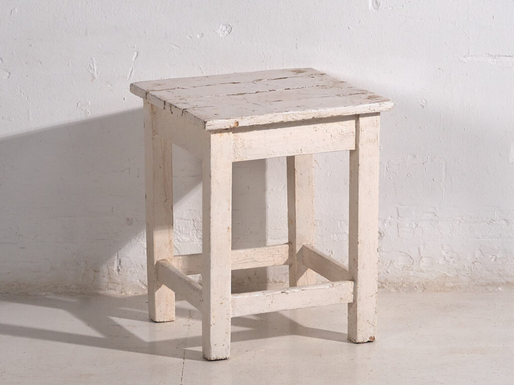 Mesas antiguas de estilo provenzal (c.1920). Conjunto de 2 piezas #2