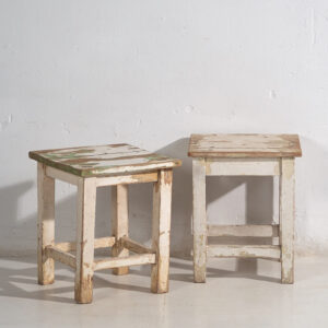 Mesitas blancas antiguas (c.1920). Conjunto de 2 piezas #4