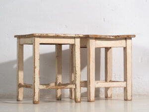 Conjunto de mesas bajas antiguas (c.1920). Conjunto de 2 piezas #5