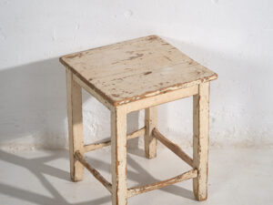 Conjunto de mesas bajas antiguas (c.1920). Conjunto de 2 piezas #5