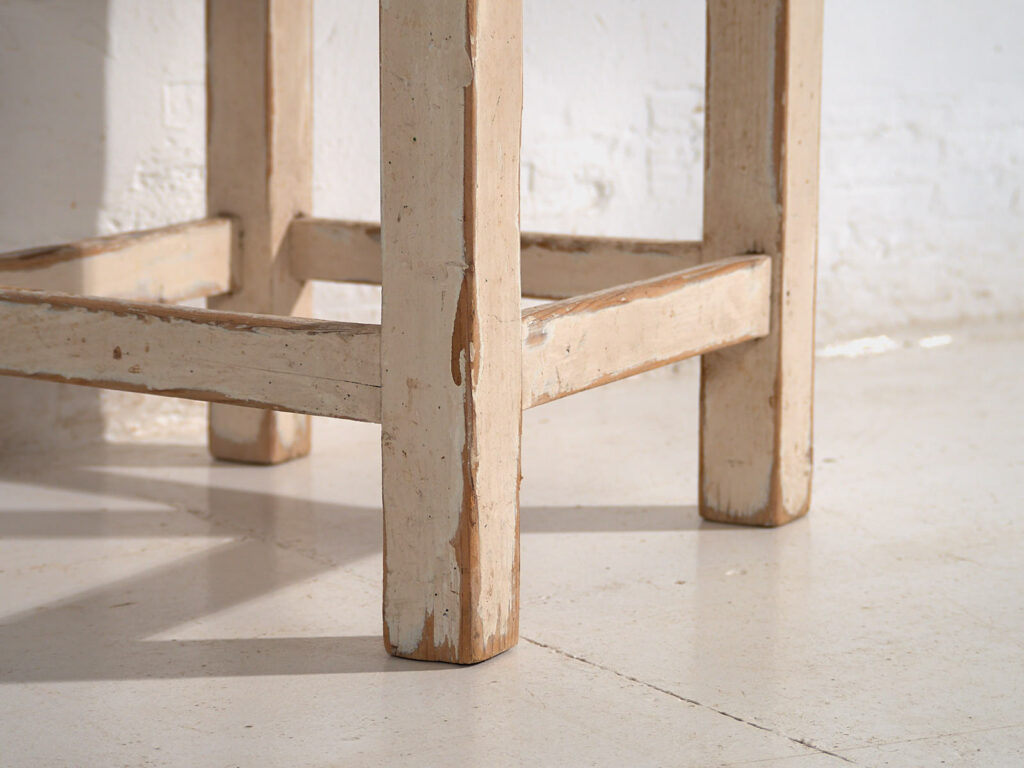 Conjunto de mesas bajas antiguas (c.1920). Conjunto de 2 piezas #5