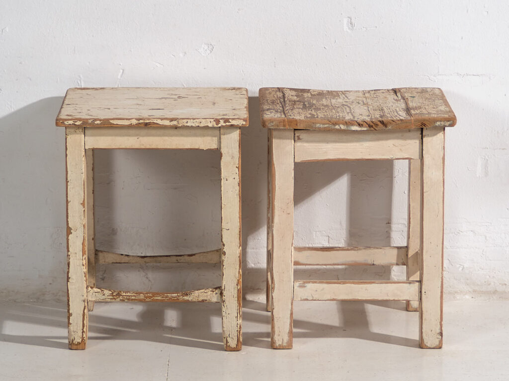 Conjunto de mesas bajas antiguas (c.1920). Conjunto de 2 piezas #5