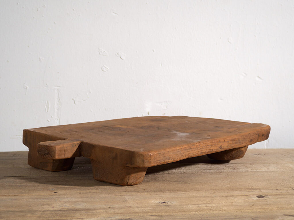 Tabla pequeña antigua de madera maciza (c.1920) #12