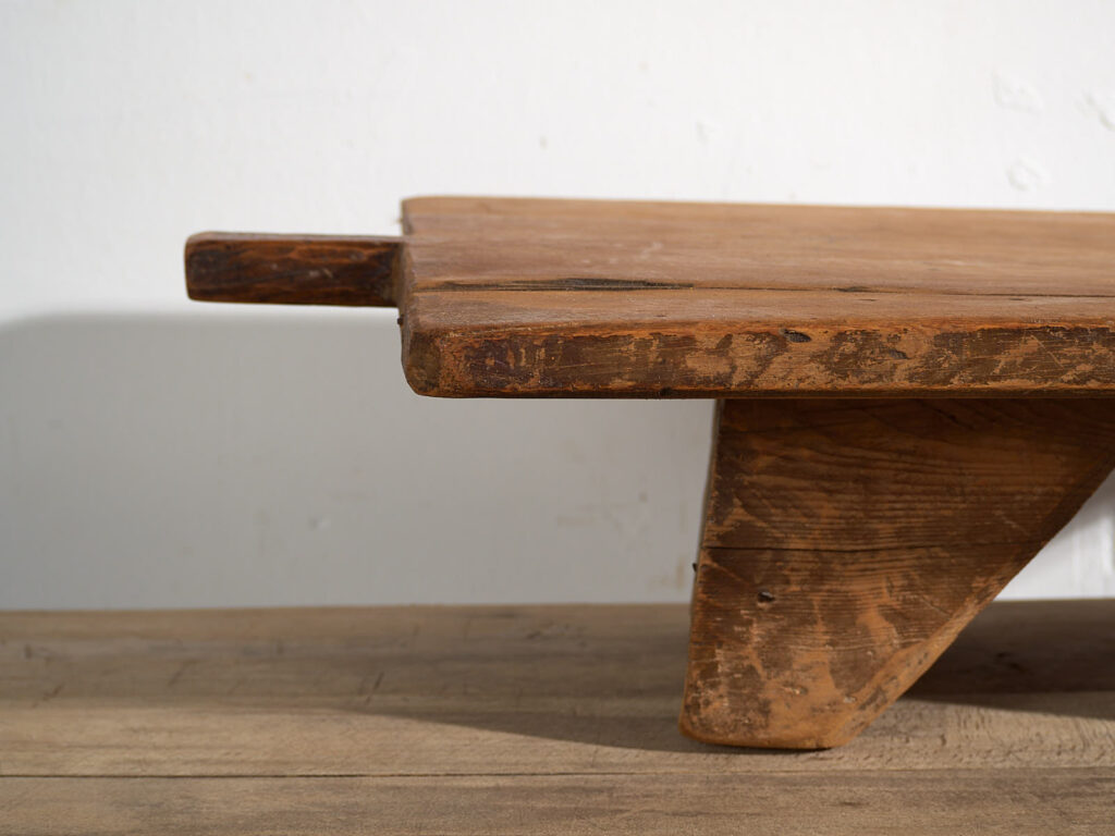 Mesa baja antigua de estilo primitivo (c.1920) #14