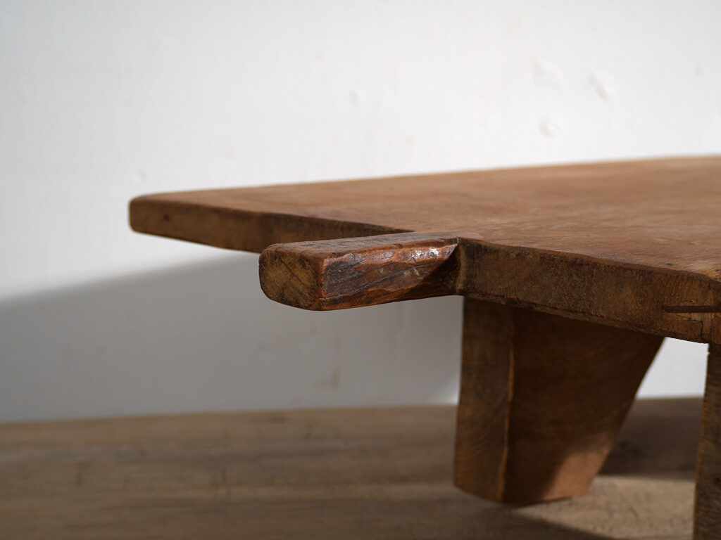 Mesa baja antigua de estilo primitivo (c.1920) #14