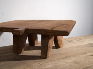 Mesa baja antigua de estilo primitivo (c.1920) #14