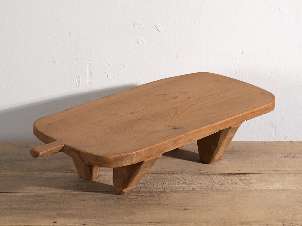 Mesa baja auxiliar antigua (c.1920) #2