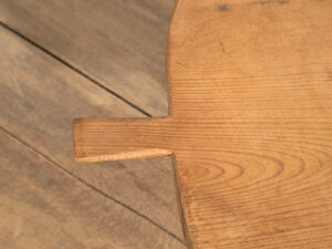 Mesa baja auxiliar antigua (c.1920) #2