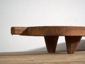 Ancienne table de travail basse (c.1920) #8