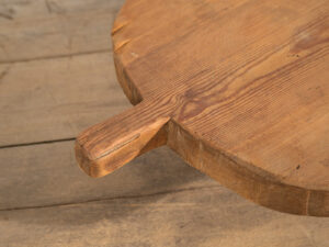 Ancienne table de travail basse (c.1920) #8