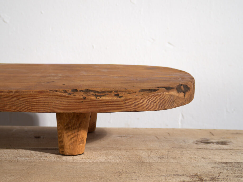 Ancienne table de travail basse (c.1920) #8