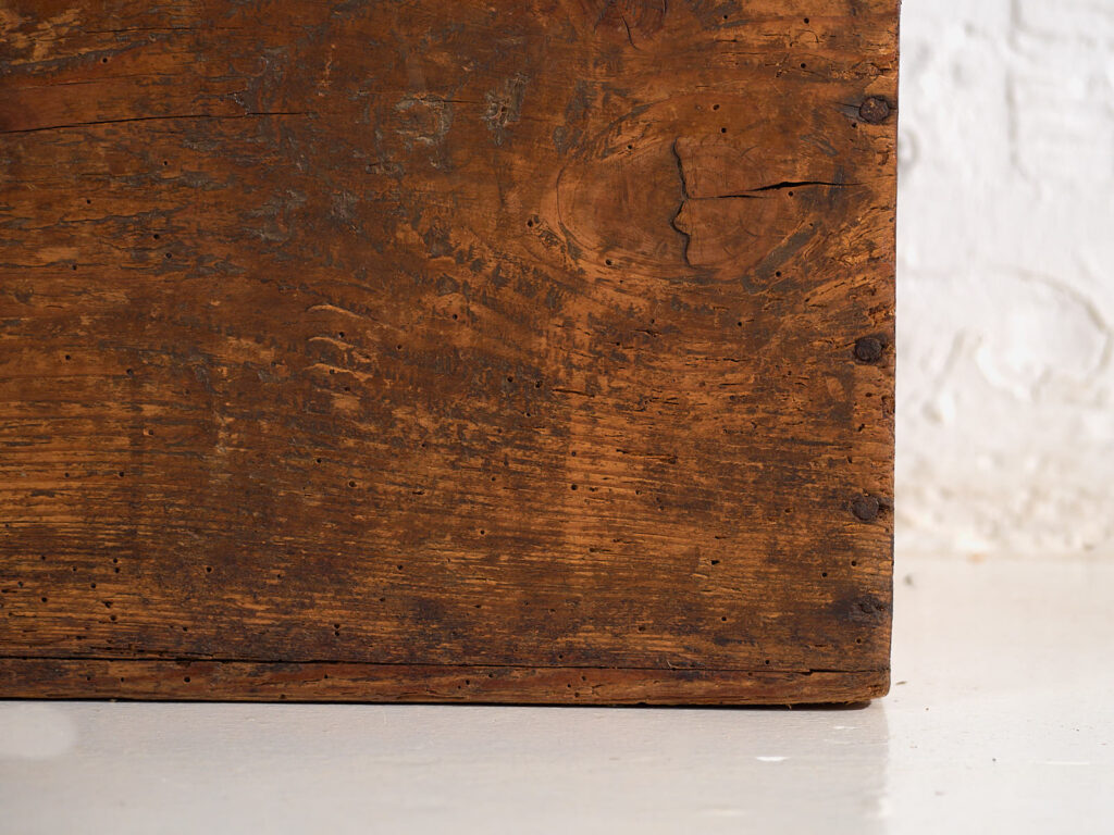 Antiguo cofre de almacenaje (c.1920) #2