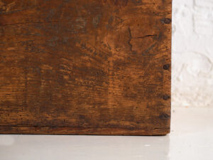 Antiguo cofre de almacenaje (c.1920) #2