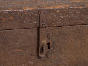 Ancien coffre à armature métallique (c.1920) #3