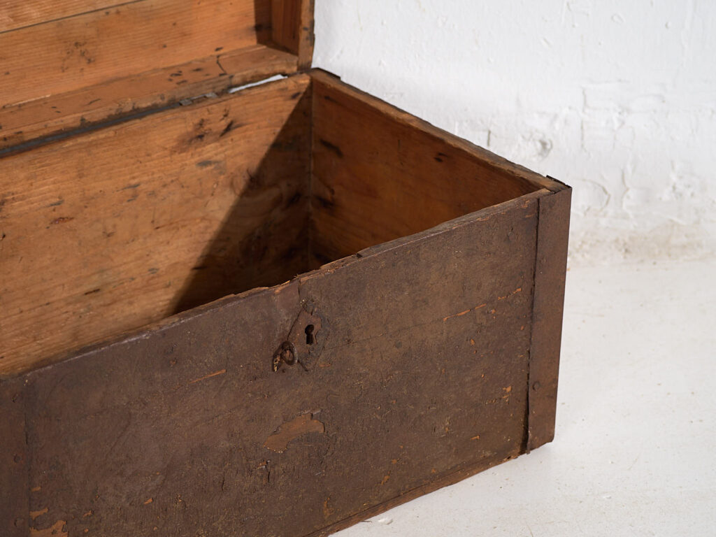 Ancien coffre à armature métallique (c.1920) #3