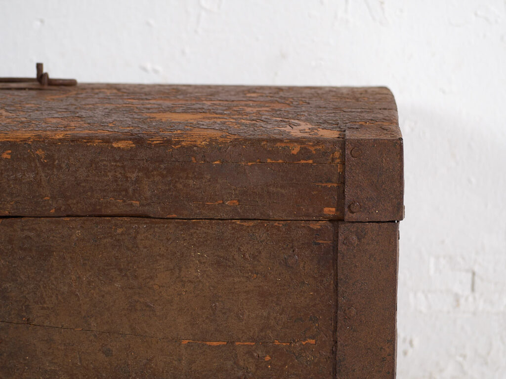 Ancien coffre à armature métallique (c.1920) #3