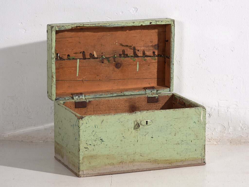 Mint green antique chest (c.1920) #5