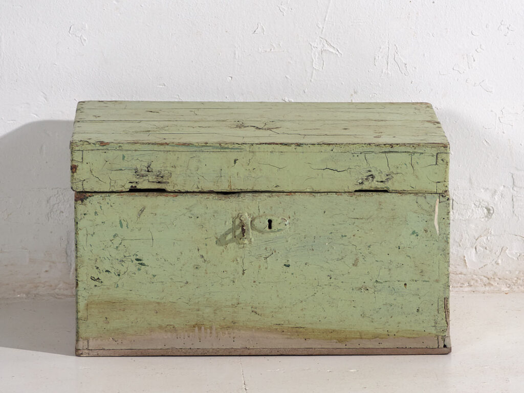 Mint green antique chest (c.1920) #5
