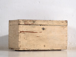 Cofre blanco antiguo (c.1920) #6