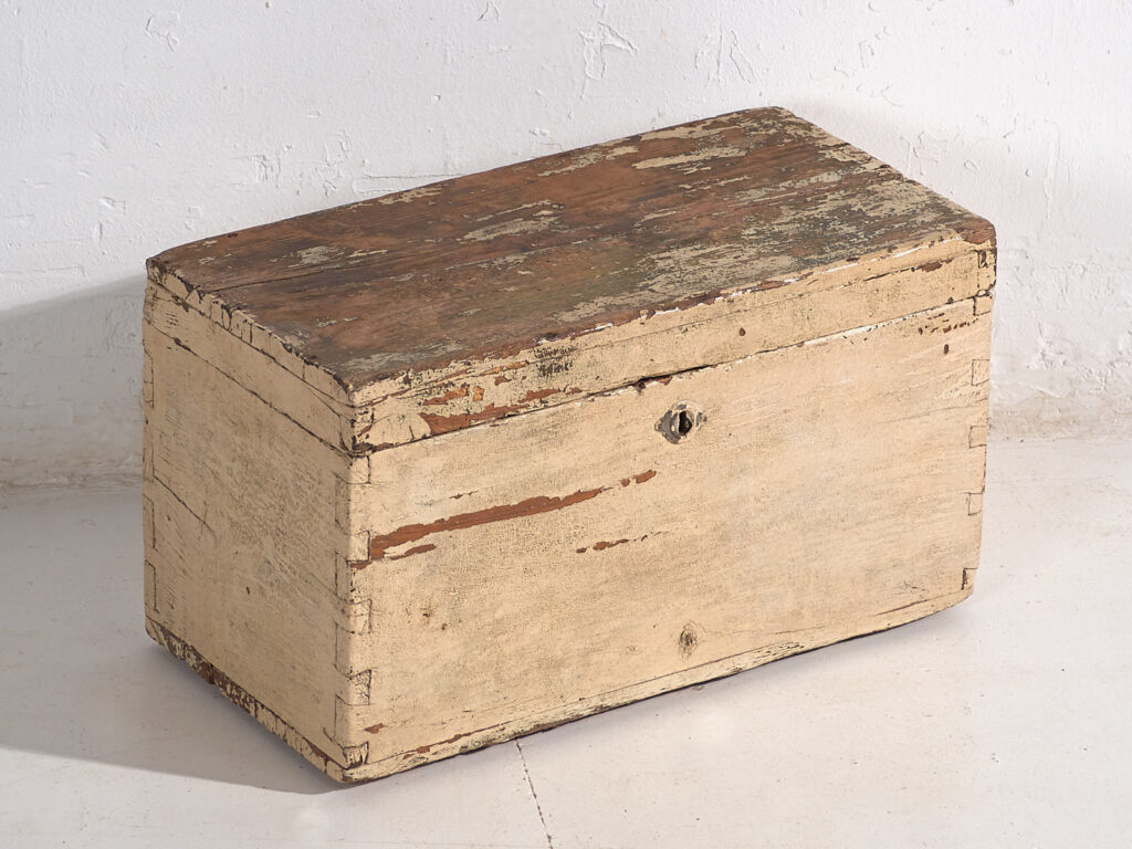 Cofre blanco antiguo (c.1920) #6