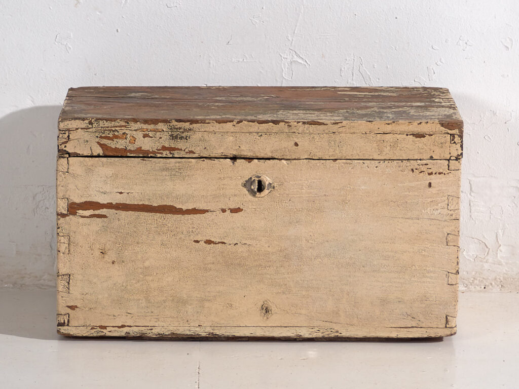 Cofre blanco antiguo (c.1920) #6