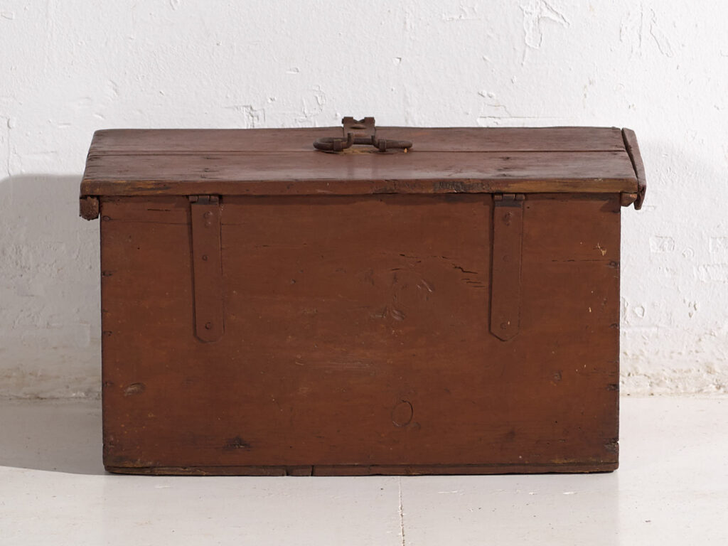 Small antique chest (Year 1887) #7