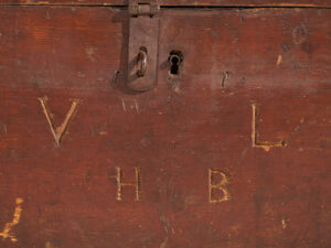 Antiguo cofre de color granate (c.1900) #9