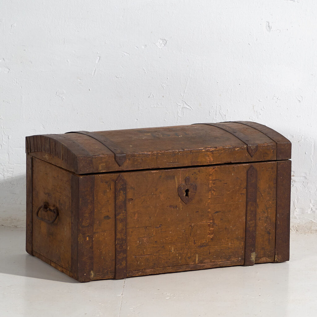 Pequeño arcón antiguo (Año 1871) #3