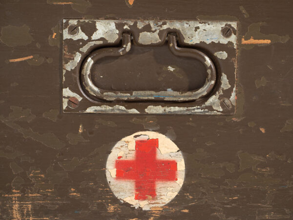 Baúl médico militar vintage (c.1940) #4