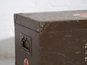 Vintage Red Cross medical case (c.1940) #4
