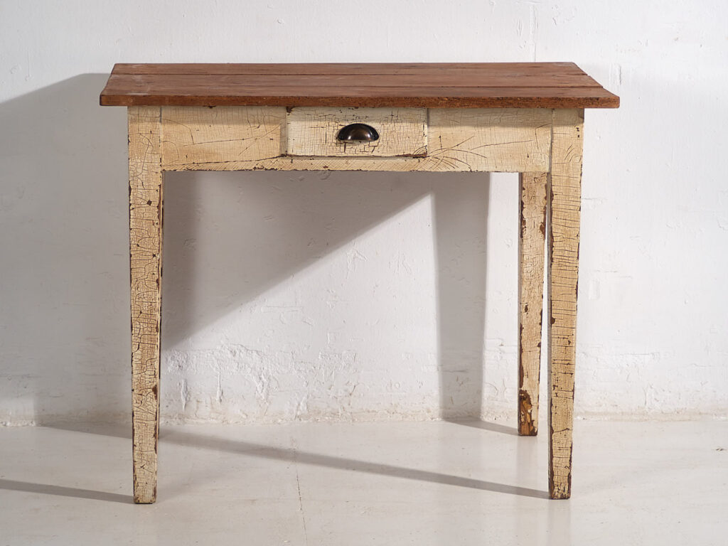 Ancienne table en bois massif blanc (c.1920) #8