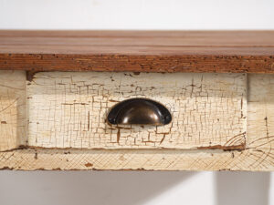 Ancienne table en bois massif blanc (c.1920) #8