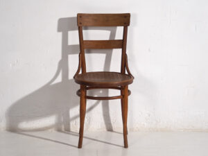 Antique set of Thonet chairs (c.1920). Set of four pieces #1